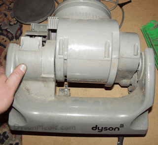 Dyson DC04 motor change